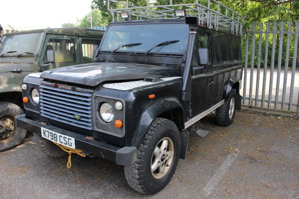 Used LAND ROVER DEFENDER 2.5 110 TDI Manual in Lancashire