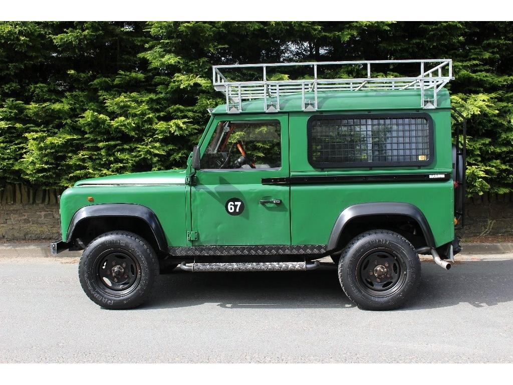 Used LAND ROVER 90 2.5 4CYL REG DT 3DR Manual in Lancashire