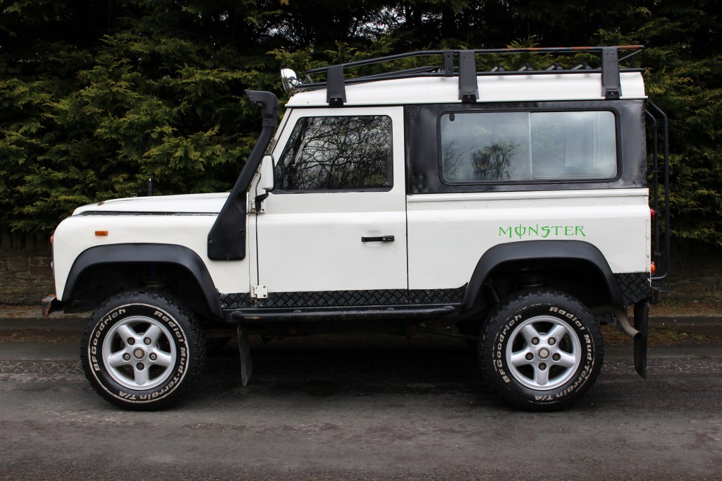 Used LAND ROVER 90 200TDi Defender 2.5 4CYL REG (Engine/Fuel Conversion) 3DR in Lancashire