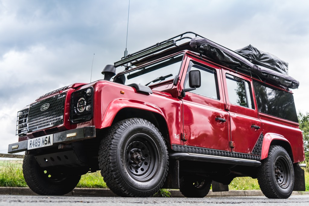 Used LAND ROVER DEFENDER 2.5 110 COUNTY SW 12S TDI in Lancashire