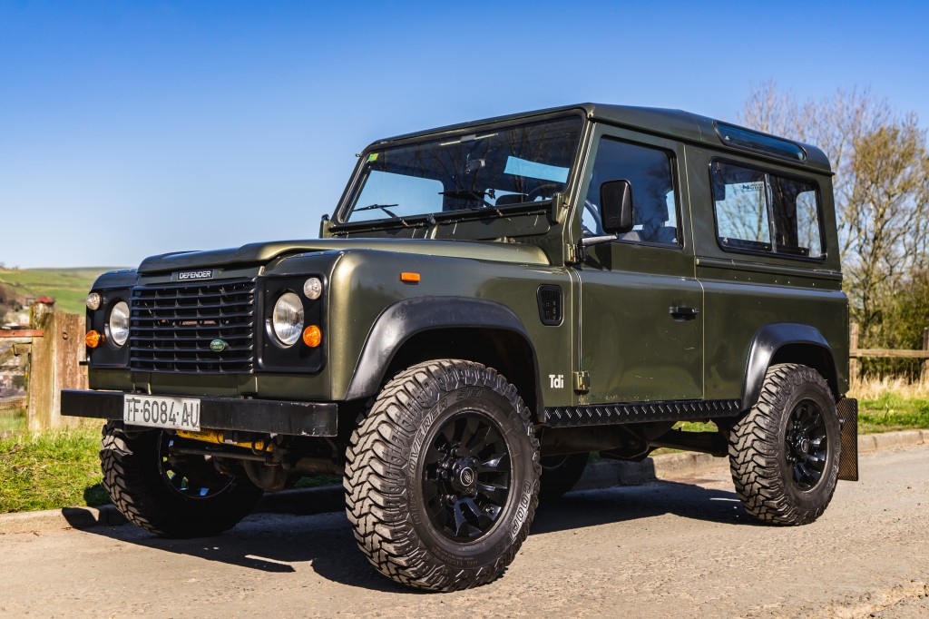 Used LAND ROVER Defender 90 CSW Tdi LHD in Lancashire