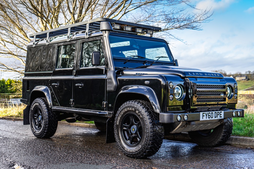 Used LAND ROVER DEFENDER 2.4 110 TD XS UTILITY WAGON in Lancashire