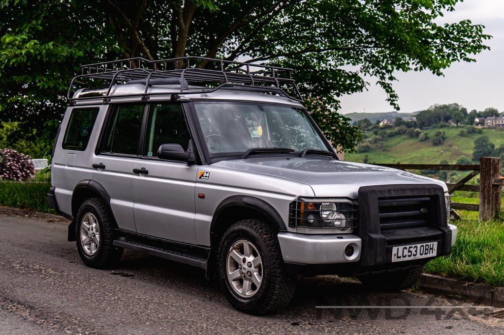 Used LAND ROVER DISCOVERY 2.5 TD5 GS 7STR 5DR in Lancashire