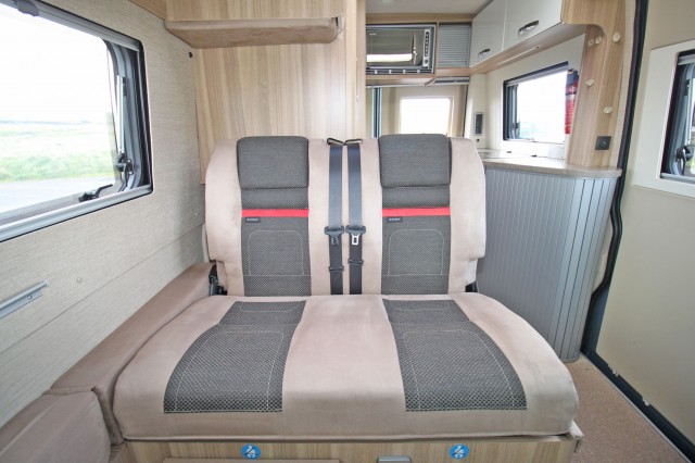 2013 (63) AUTOCRUISE Jazz 2.2HDI 6 SPEED, 2+2 BERTH, 4 SEAT BELTS, 5.4METRES, ONLY 15600 MILES