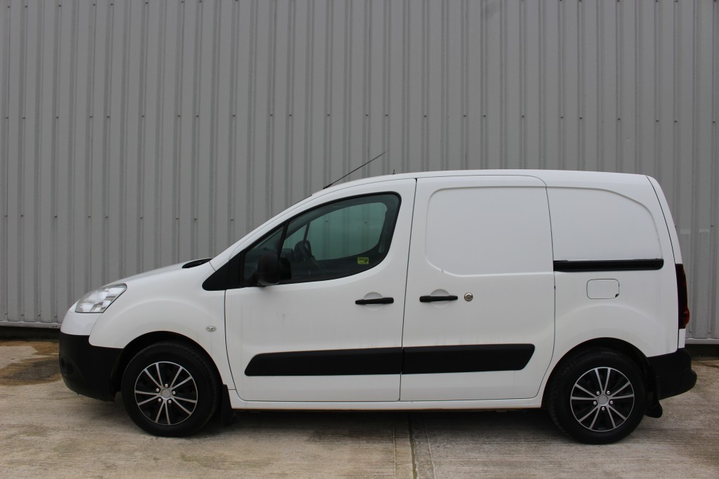 Used PEUGEOT PARTNER 1.6 HDI PROFESSIONAL L1 625 in Lancashire