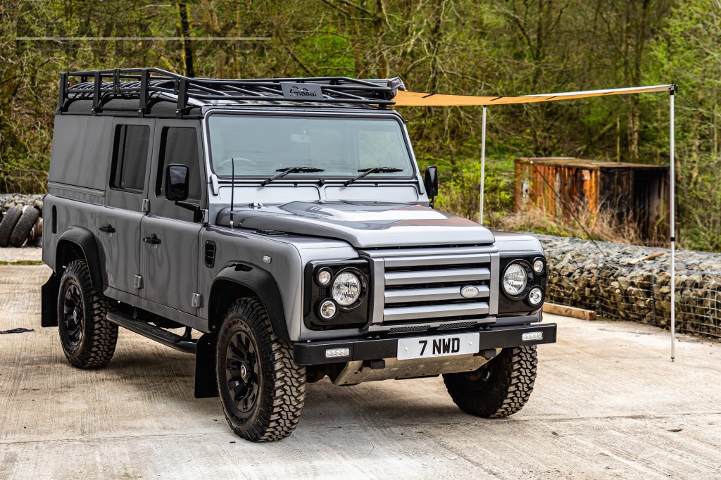 Used LAND ROVER DEFENDER 2.2 110 TDI XS UTILITY WAGON DCB in Lancashire