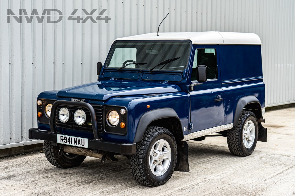 Used LAND ROVER DEFENDER 90 HT TDI 2.5 90 HT TDI 2DR Manual in Lancashire