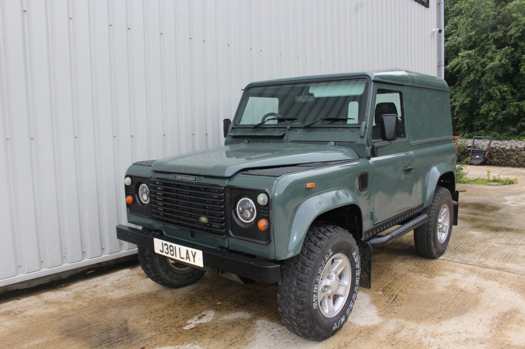 Used LAND ROVER DEFENDER 90 TDI HT 2.5 90 TDI HT 2DR Manual in Lancashire