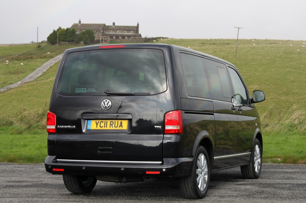 VOLKSWAGEN CARAVELLE 2.0 EXECUTIVE TDI 5DR AUTOMATIC