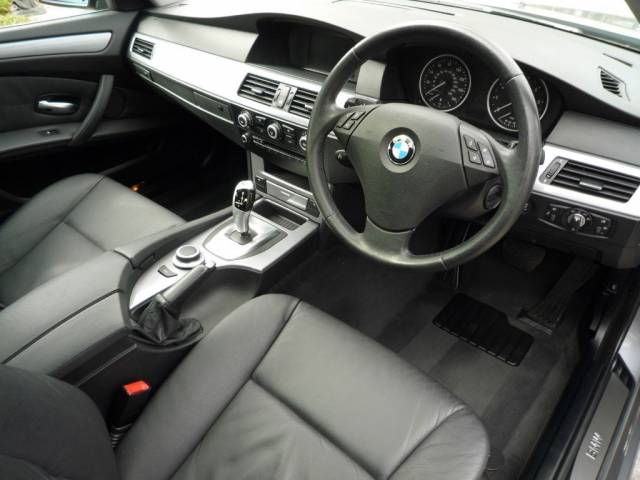 BMW 5 SERIES 525i SE 4dr Step Auto