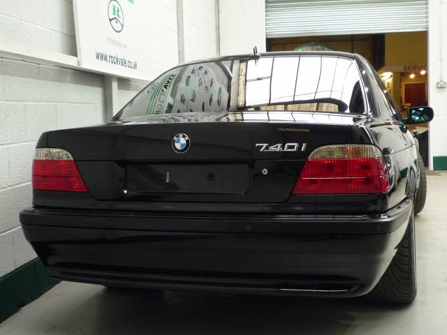 BMW 7 SERIES 740i V8 Sport 4dr Auto