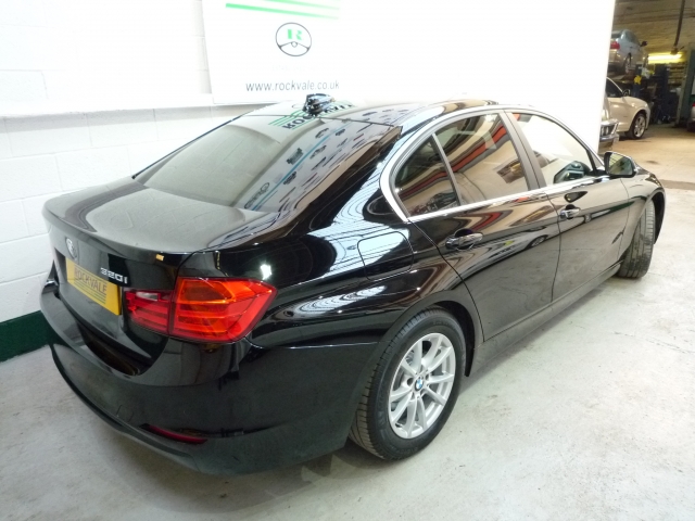 BMW 3 SERIES 320i EfficientDynamics Business 4dr