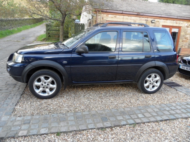 LAND ROVER FREELANDER 1.8 XEI STATION WAGON 5DR For Sale in Rochdale - LCH