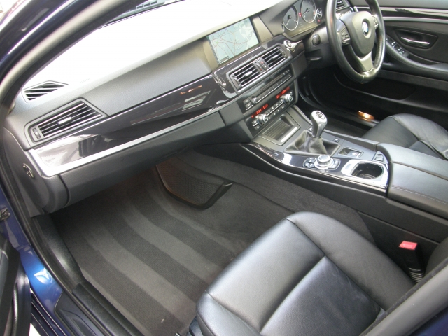 BMW 5 SERIES 3.0 528I SE 4DR Manual
