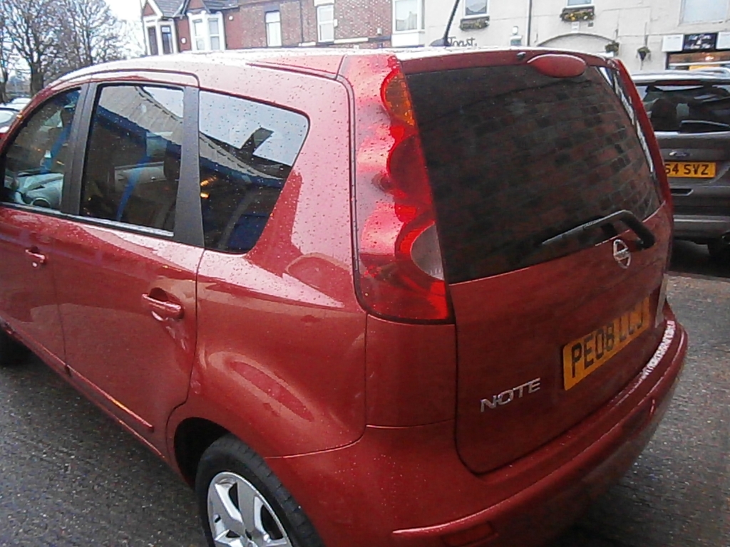 NISSAN NOTE 1.6 TEKNA 5DR Automatic