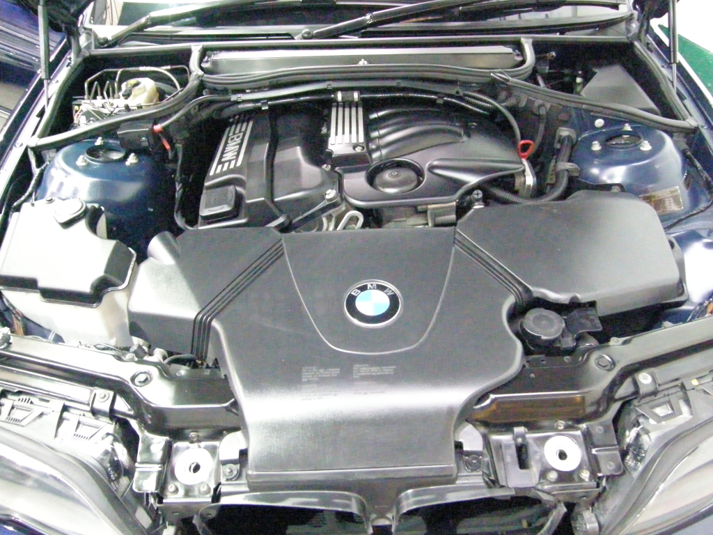 BMW 3 SERIES 2.0 318I SPORT 4DR Manual