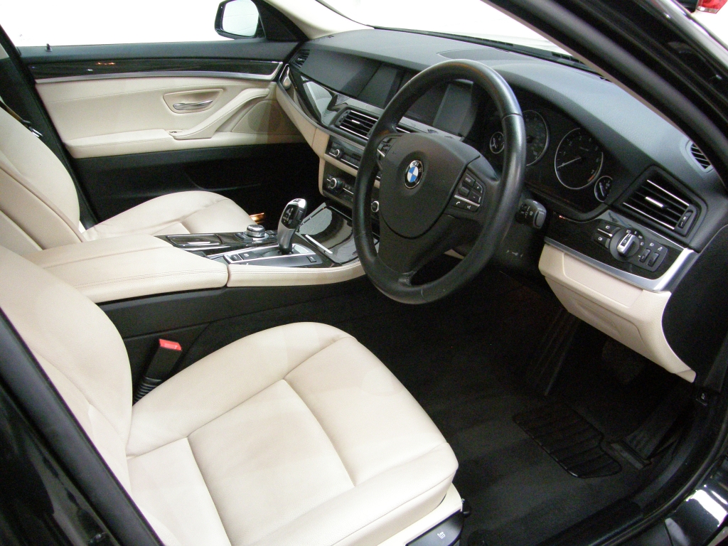BMW 5 SERIES 3.0 523I SE 4DR Automatic