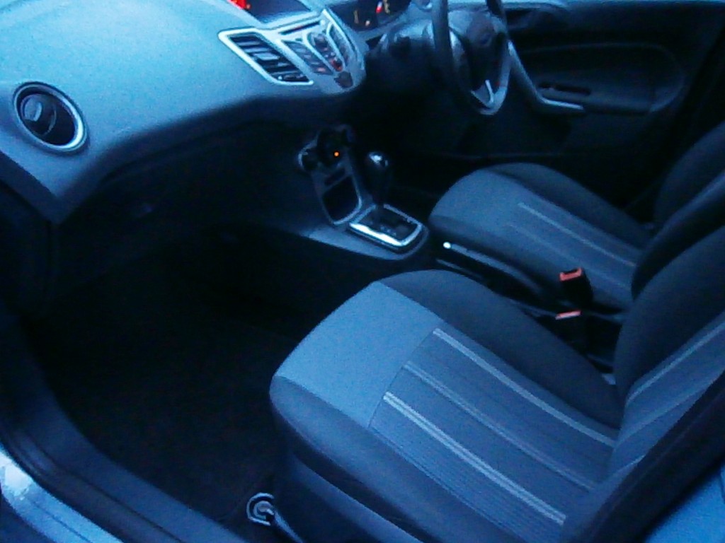 FORD FIESTA 1.4 STYLE PLUS 5DR Automatic