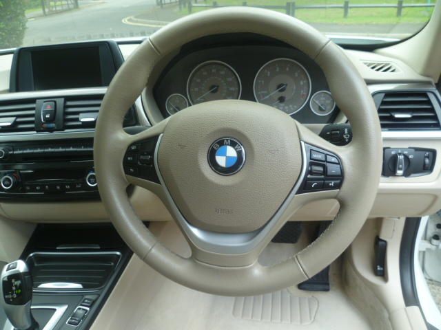 BMW 3 SERIES 2.0 320I MODERN 4DR Automatic