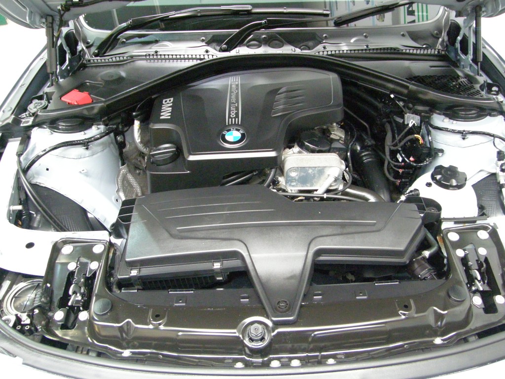 BMW 3 SERIES 2.0 320I SE 4DR AUTOMATIC