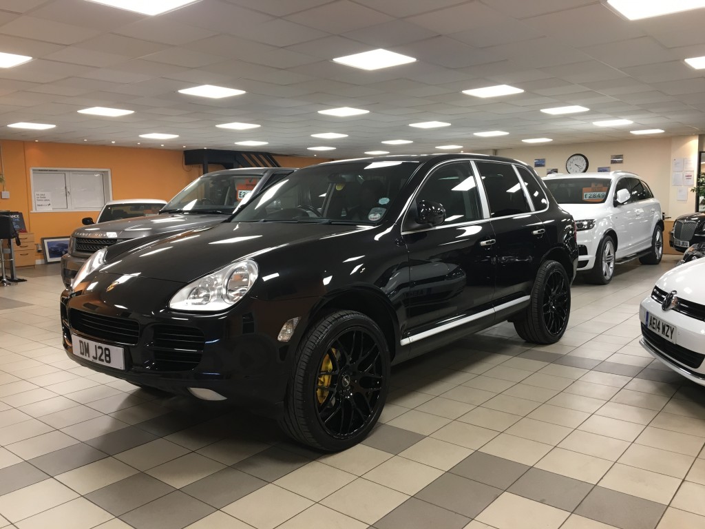 PORSCHE CAYENNE 3.2 V6 TIPTRONIC 5DR AUTOMATIC For Sale in