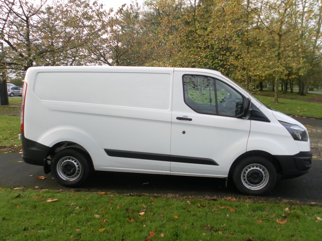 FORD TRANSIT CUSTOM 290 ECO-TECH - ONE OWNER - (FSH) For Sale in Wigan ...