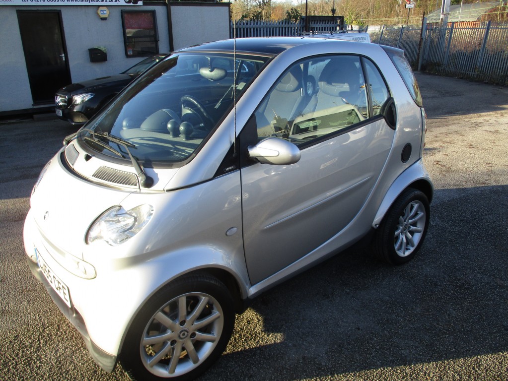 SMART FORTWO 0.7 PASSION SOFTOUCH 2DR AUTOMATIC