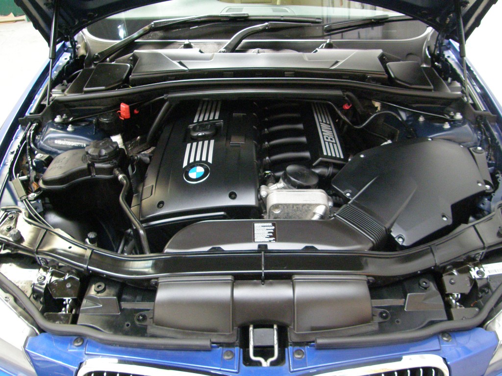 BMW 3 SERIES 3.0 325I SE TOURING 5DR