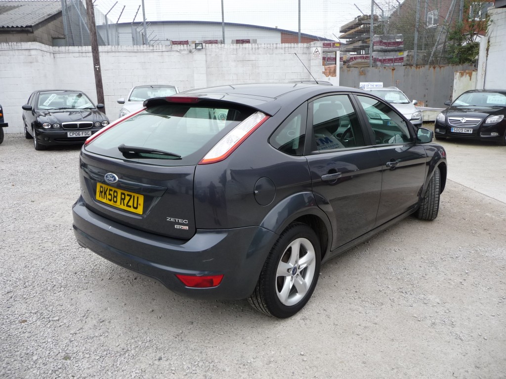 FORD FOCUS 1.6 ZETEC TDCI 5DR For Sale in Chorley MDC Autos