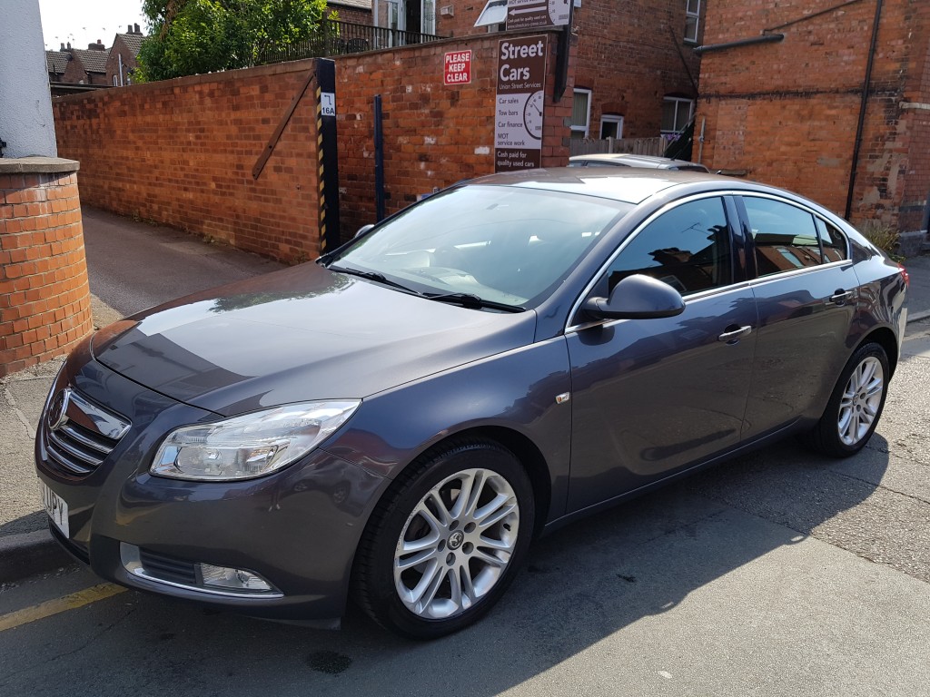 VAUXHALL INSIGNIA 2.0 EXCLUSIV NAV CDTI 5DR For Sale in Crewe ...