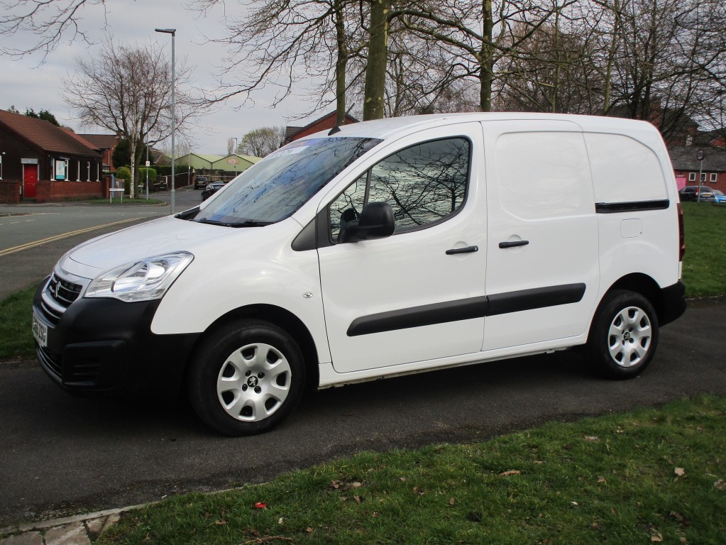 3 seater vans for sale