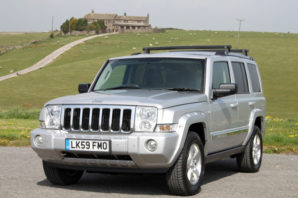 JEEP COMMANDER 3.0 LIMITED CRD V6 5DR AUTOMATIC For Sale