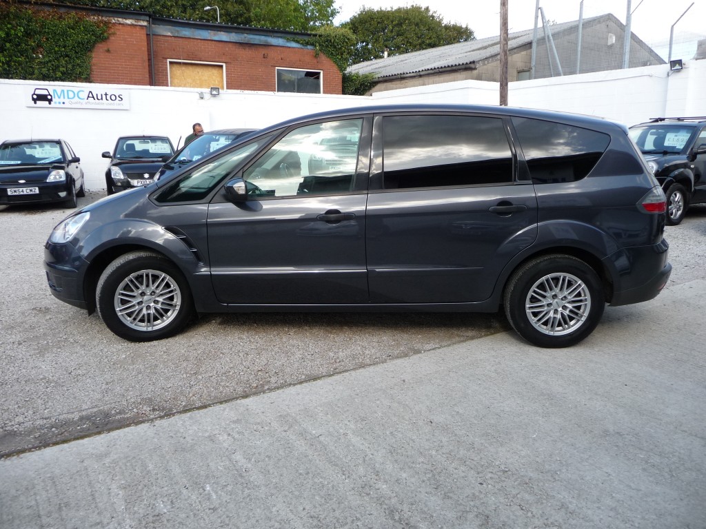FORD S-MAX 2.0 EDGE 5DR