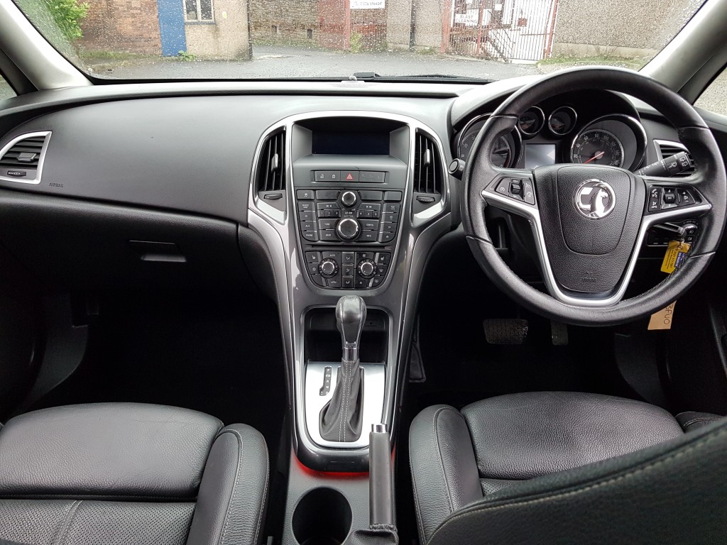 VAUXHALL ASTRA 1.6 ELITE 5DR AUTOMATIC