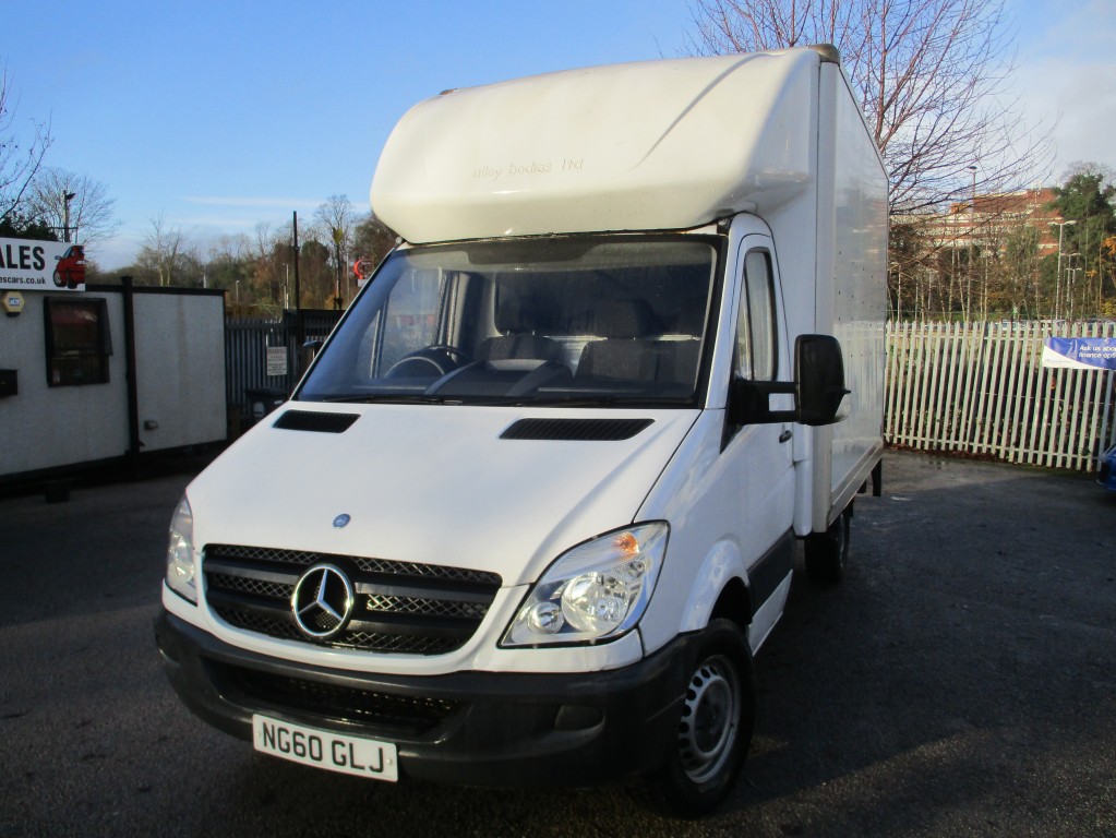 MERCEDES-BENZ SPRINTER 2.1 213 CDI MWB