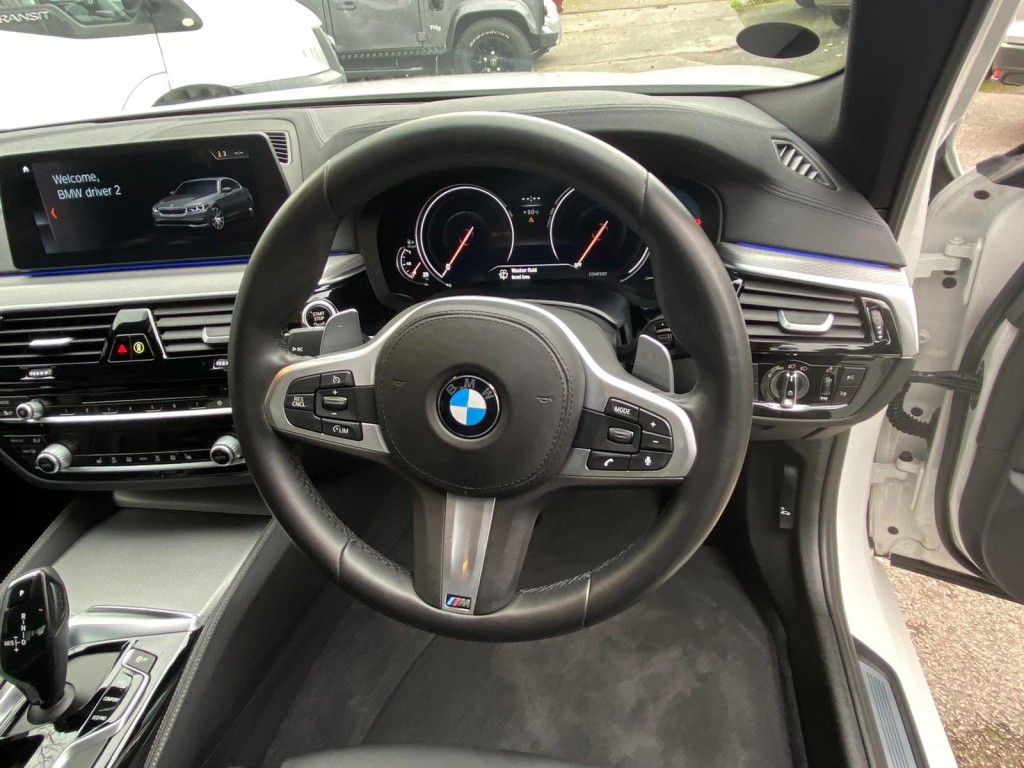 BMW 5 SERIES 2.0 520D M SPORT 4DR AUTOMATIC PLUS PACKAGE