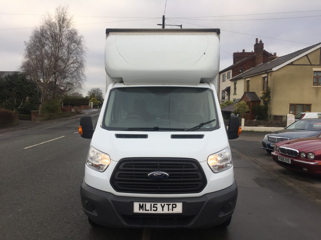 FORD TRANSIT 2.2 350 Luton with Tail lift