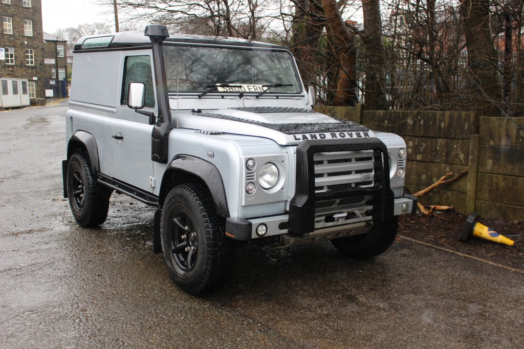 LAND ROVER DEFENDER 2.5 90 County Hard Top TD5 For Sale in