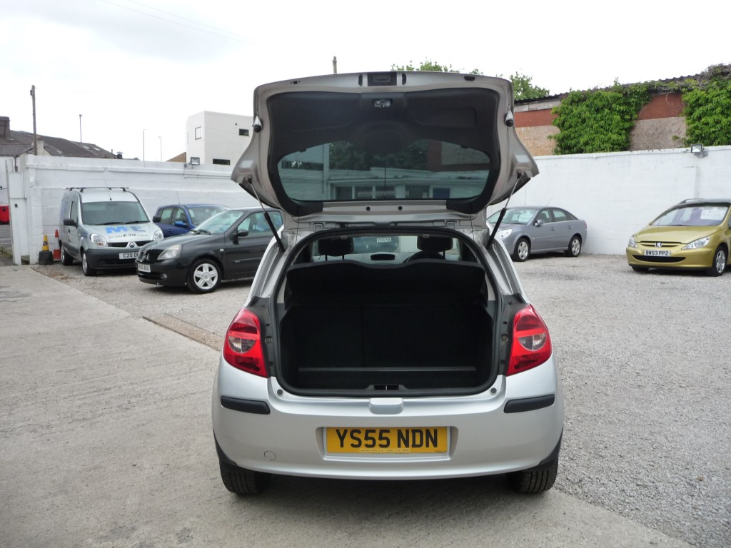 RENAULT CLIO 1.5 EXPRESSION DCI 3DR