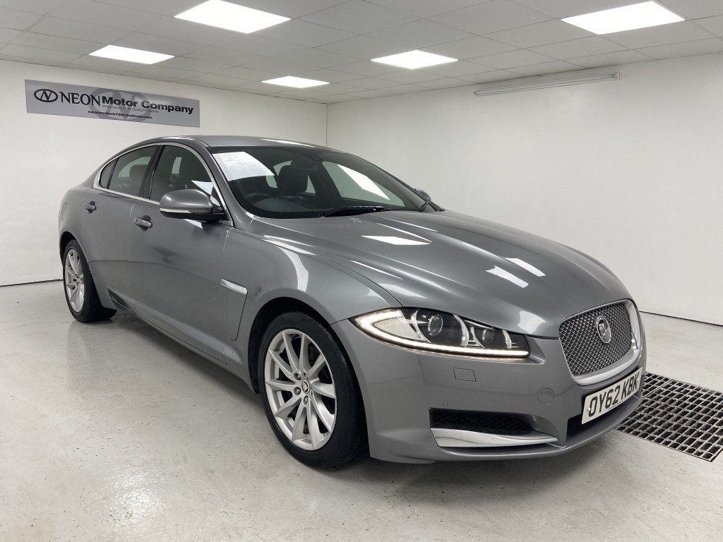 Used JAGUAR XF 3.0 V6 PREMIUM LUXURY 4DR AUTOMATIC in West Yorkshire