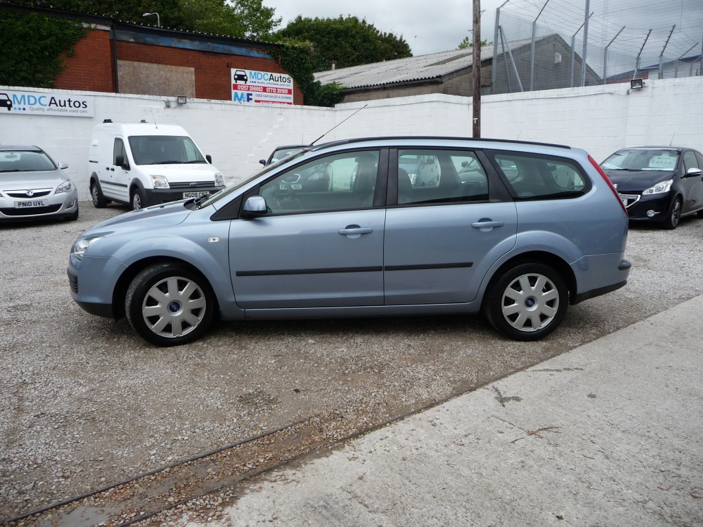 FORD FOCUS 1.6 LX 5DR