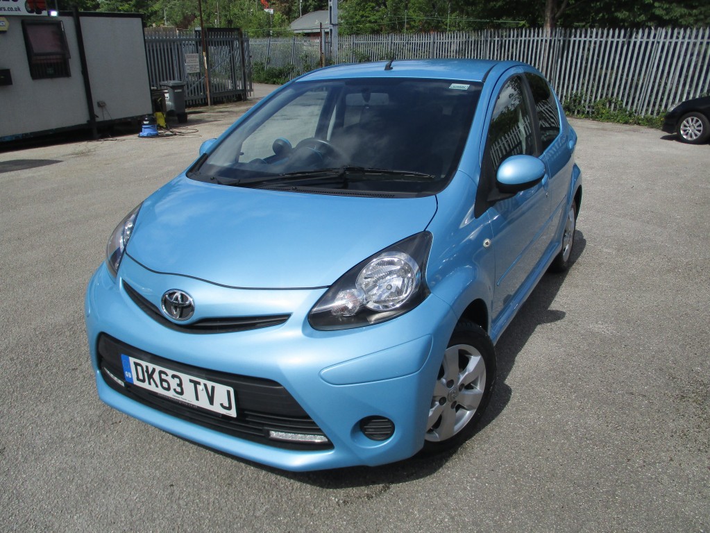 TOYOTA AYGO 1.0 VVT-I MOVE WITH STYLE MM 5DR SEMI AUTOMATIC