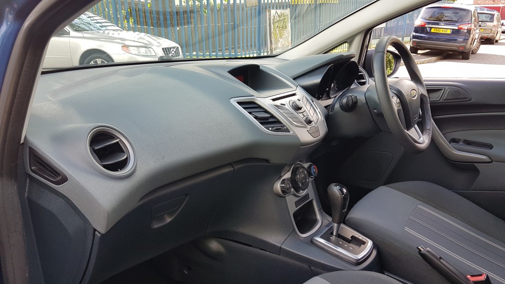 FORD FIESTA 1.4 STYLE PLUS 5DR AUTOMATIC
