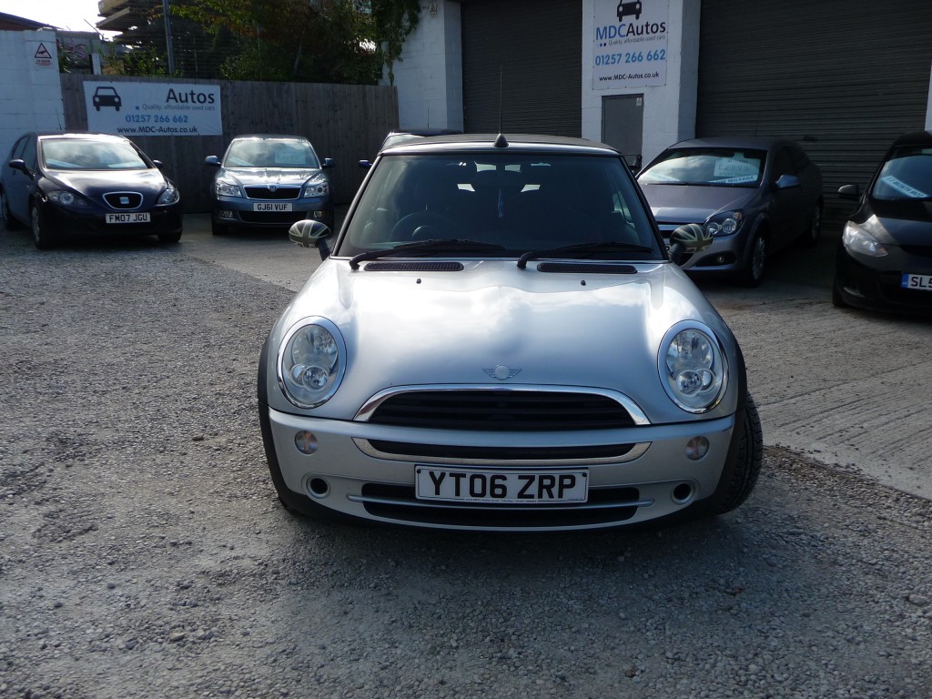 MINI CONVERTIBLE 1.6 ONE 2DR