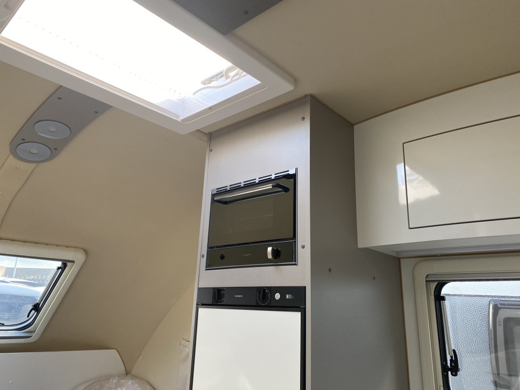 WINGAMM ROOKIE 4 berth Fixed bed Lightweight 