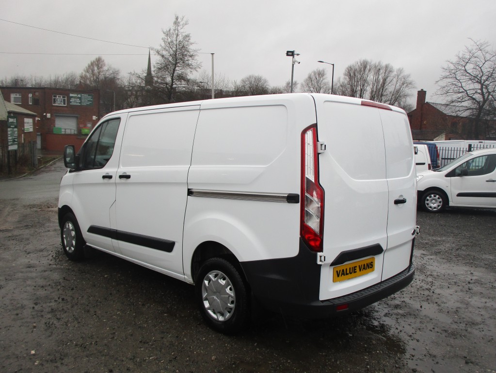 FORD TRANSIT CUSTOM L1 H1 2.0 EURO 6 - ONE OWNER - FSH For Sale in ...