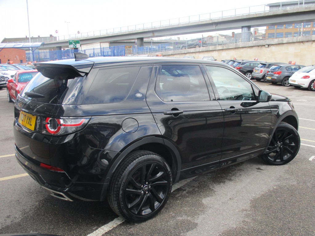 LAND ROVER DISCOVERY SPORT 2.0 TD4 HSE DYNAMIC LUX 5DR AUTOMATIC