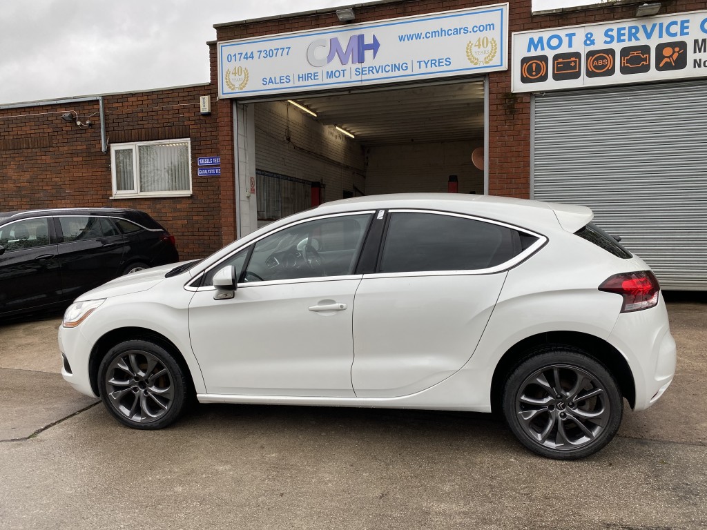 CITROEN DS4 1.6 HDI DSTYLE 5DR