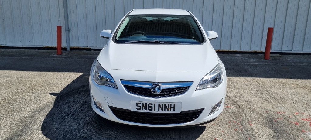 VAUXHALL ASTRA 1.4 EXCITE 5DR
