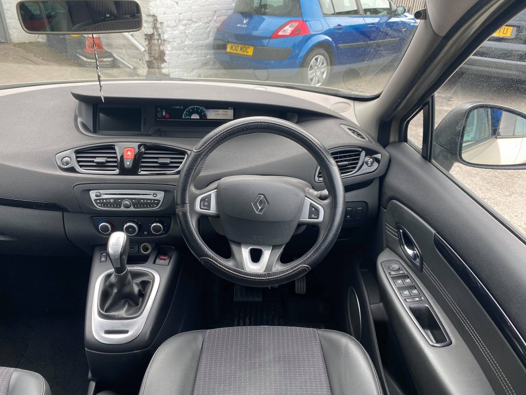 RENAULT SCENIC 1.5 DYNAMIQUE TOMTOM DCI EDC 5DR SEMI AUTOMATIC
